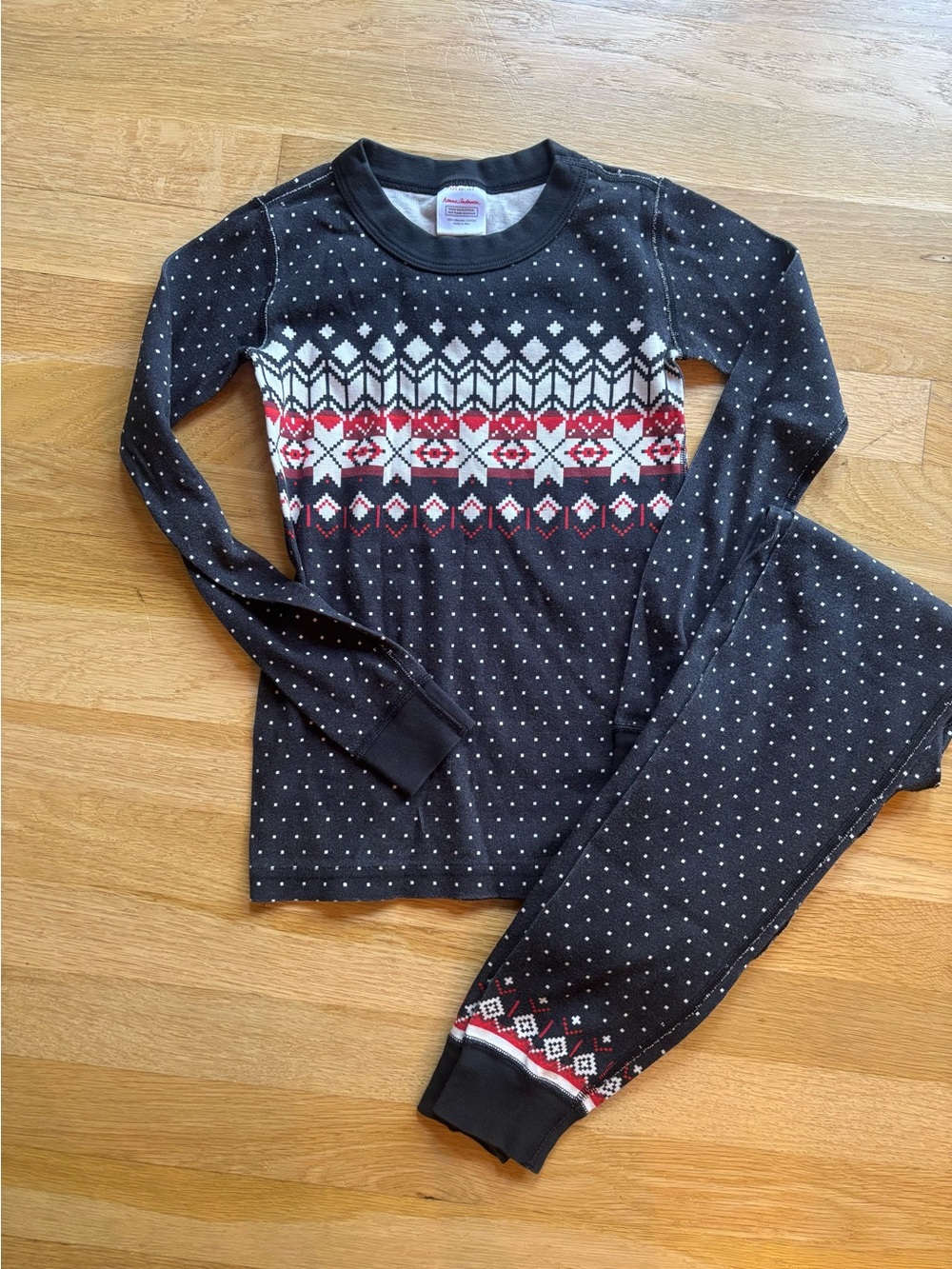 Hanna Andersson Black Thermal Pajama Set with Red & White Fair Isle